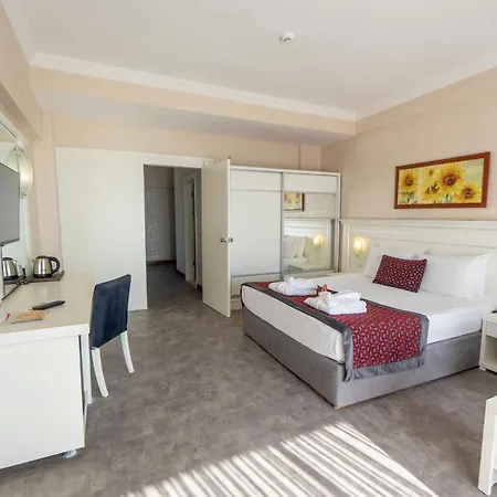 Casa Fora & 5*
