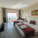 Casa Fora & Otel